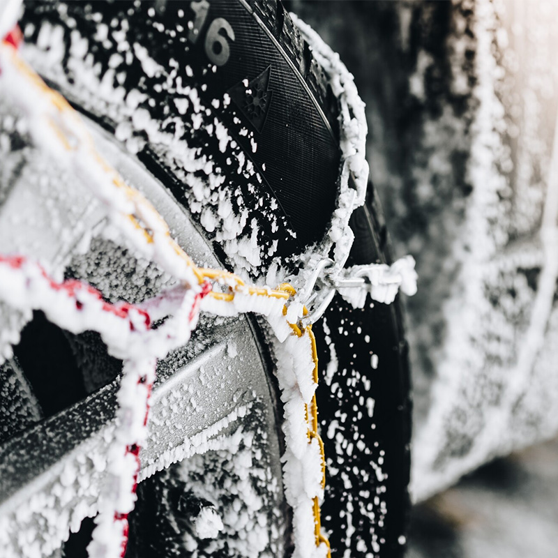 ¿A qué velocidad puede ir con cadenas de nieve?